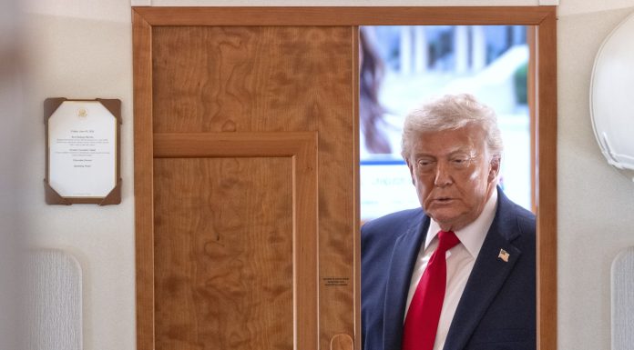 Decizia unui judecător american: Taxa de 100.000 de dolari impusă de Trump pentru viza H-1B este ilegală