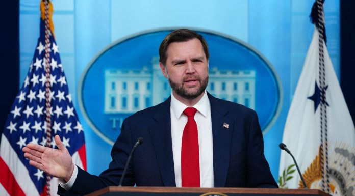 JD Vance anunță startul negocierilor cu Iranul: „Perioada de 60 de zile a început oficial”. Care sunt condițiile Washingtonului