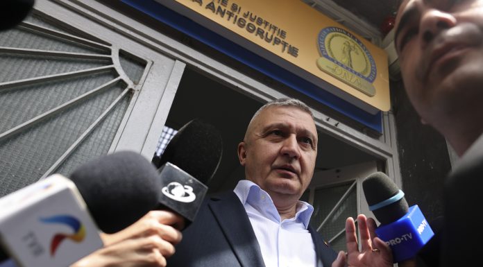 Noi audieri în dosarul de corupție din Armata Română. Fiica unui general, chemată la DNA
