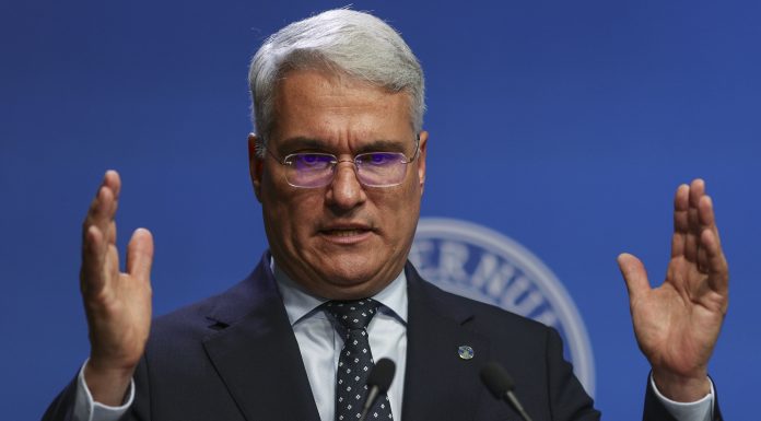 Propunerea lui Dragoș Pîslaru privind sporul de dirigenție: „Se vor gândi și sindicatele și vom avea o discuție pe această sumă”