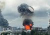Momentul în care „capacul” unui rezervor gigantic de la rafinăria din Moscova a sărit zeci de metri în aer în urma atacului Ucrainei