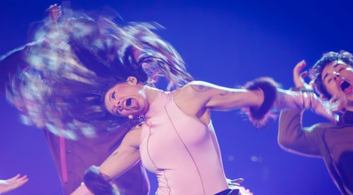 „Am vrut să renunț de două ori la Eurovision”. Dara, dezvăluiri despre ADHD și presiunea competiției: „Stăteam în pat și tremuram”