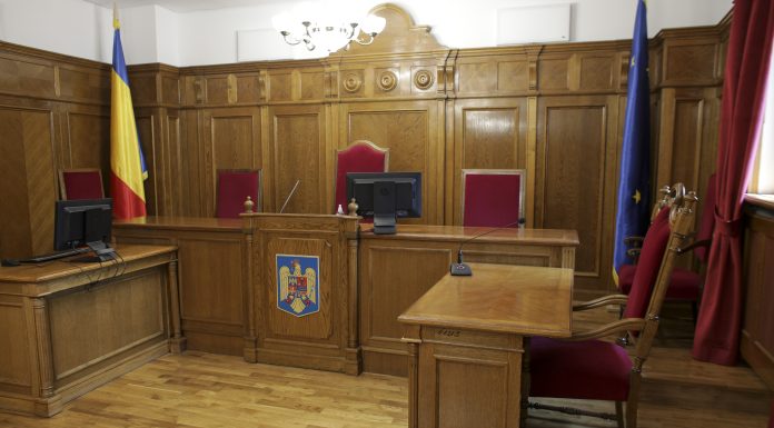 Grefierii anunță că suspendă protestele începute la finalul lunii mai
