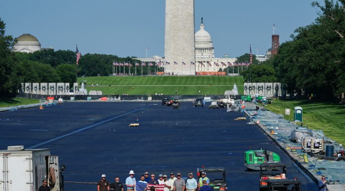După sala de bal de la Casa Albă, Donald Trump are o nouă ambiție: o promenadă în inima Washingtonului care să-i poarte numele