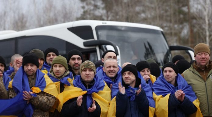 Uniunea Europeană analizează limitarea protecției oferite bărbaților din Ucraina care pot lupta pe front