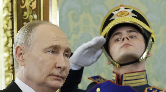 „Rusia nu se prăbușește, dar apar fisuri”. După peste patru ani de război, Vladimir Putin se confruntă cu 5 provocări majore