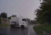 Tragedie evitată la limită după ce un TIR a derapat în curbă, pe o șosea din Teleorman