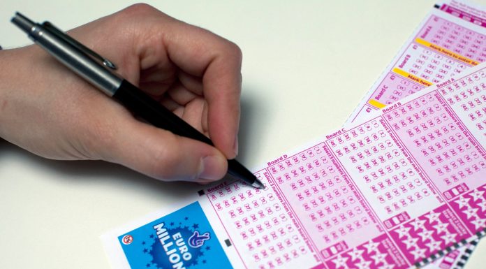 Un britanic care a câștigat marele premiu la loteria EuroMillions a fost ucis într-un accident rutier
