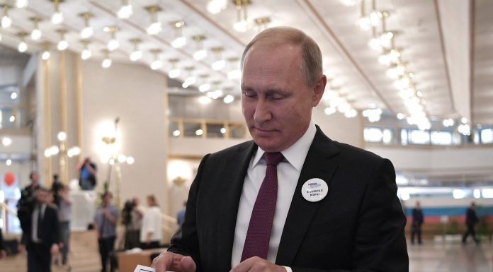 Semnal de alarmă la Kremlin: o treime dintre ruși resimt efectele sancțiunilor și ale războiului. Sondajul care pune presiune pe Putin