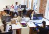 Companiile au plătit mai mult pentru salarii și contribuții în primul trimestru din 2026. Cele mai mari avansuri sunt în servicii și IT