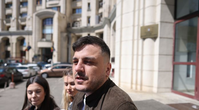 Makaveli, influencer apropiat de Șoșoacă și Georgescu, dus la Parchet după noaptea petrecută în arest. Ce acuzații îi aduc procurorii