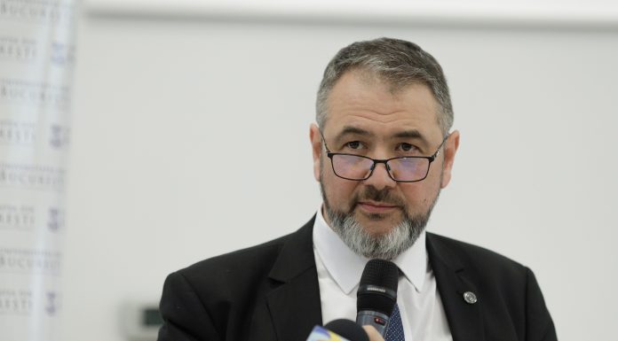Cine este Sorin Costreie, care ar putea prelua portofoliul Educaţiei, dacă Guvernul Tomac trece de Parlament