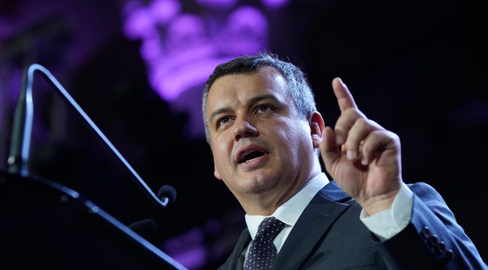 Eugen Tomac a anunțat că programul de guvernare va ajunge joi la toate partidele: „Avem câteva priorități care izvorăsc din PNRR”