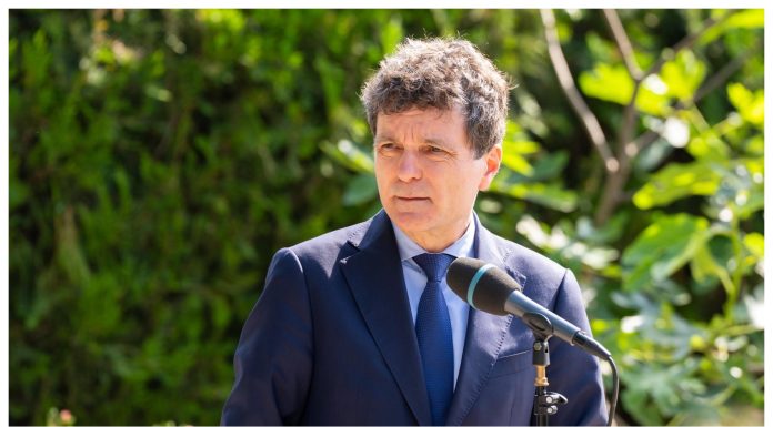 Nicușor Dan face anunțul momentului de la ora 18:00, după negocierile pentru formarea noului guvern