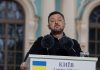 Rusa nu mai este limbă protejată în Ucraina: ce modificări aduce legea semnată de Zelenski și cum îi afectează pe oamenii de rând
