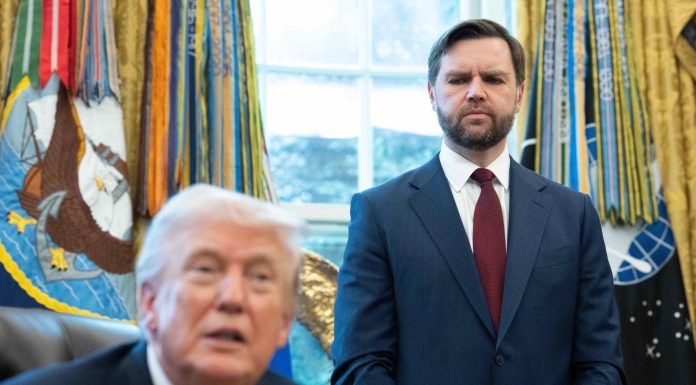 Trump: Voi da vina pe Vance dacă acordul cu Iranul nu va da roade