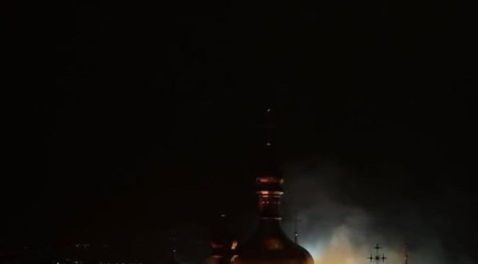 „Regimul ucigaş de la Kremlin”. Patriarhia Română, Maia Sandu și Macron, mesaje după ce armata lui Putin a bobmbardat Lavra Pecerska