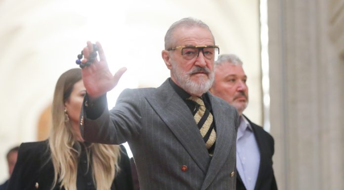 Becali dezvăluie ce i-ar fi mărturisit Grindeanu în timpul votului pentru Guvernul Veștea: „Nu-mi vine să cred”