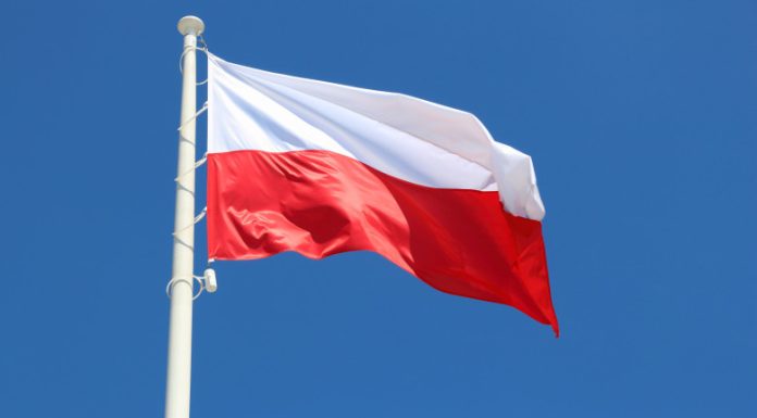 Polonia contractează din SUA un nou împrumut, de 4 miliarde de dolari, pentru a cumpăra arme americane
