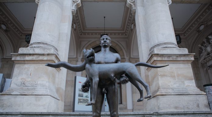 Cât de necesară este Istoria ca materie de Bac, în contextul creșterii extremismului în România