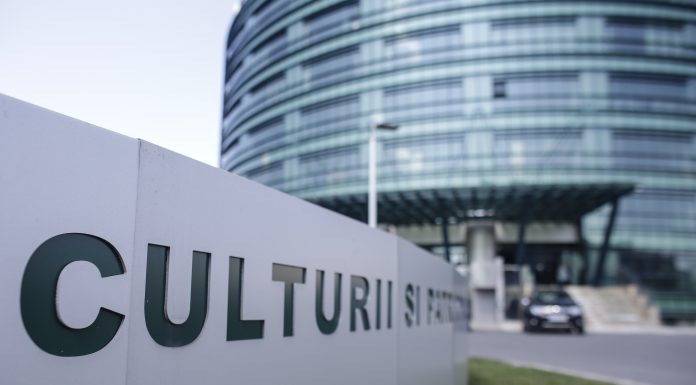 Ministerul Culturii cere modificarea proiectului legii salarizării unitare: dezechilibre care afectează profesioniștii din domeniu