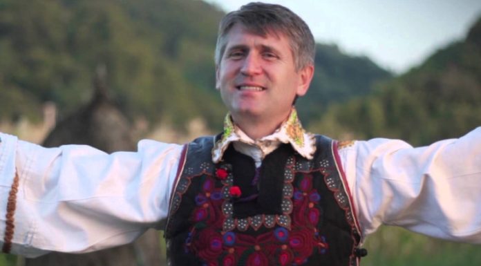 Anchetatorii au găsit circa 2 milioane de euro cash în casa lui Cristian Pomohaci. Perchezițiile au durat 14 ore (surse)