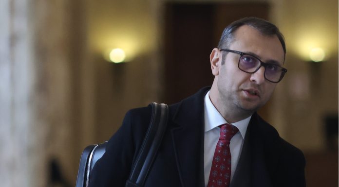 Cine este Teodor Dulceaţă, care ar putea prelua Ministerul Mediului, dacă Guvernul Tomac trece de Parlament