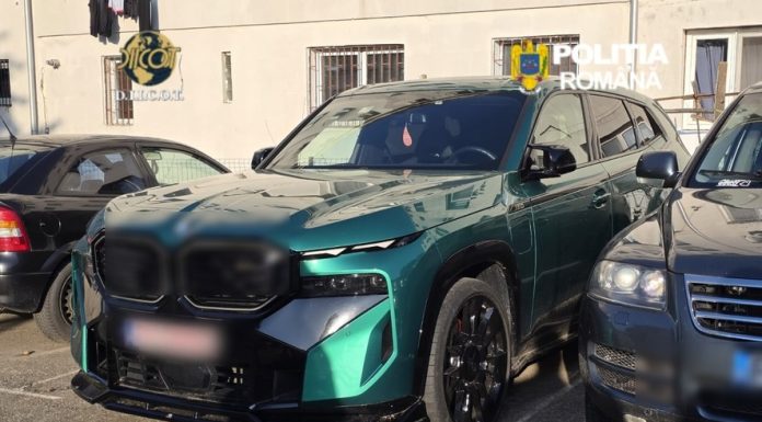 Maşini de lux furate din UE, vândute românilor cu acte false. Percheziții în cinci judeţe şi în Bucureşti