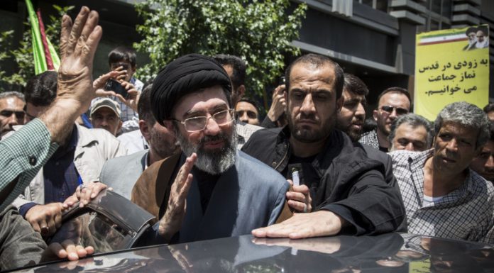 Mojtaba Khamenei acuză dușmanii Iranului că încearcă să semene diviziuni interne: „Inamicul duce acum un război hibrid”