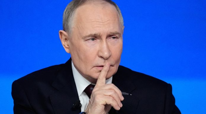 „Strâng lațul în jurul economiei”. Cum lovesc noile sancțiuni europene în mașinăria de război controlată de Putin