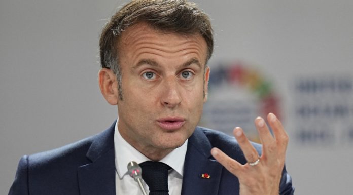 Scrisoarea lui Zelenski către Putin este „o iniţiativă bună”, spune Emmanuel Macron. „Este momentul” să se reia discuţiile cu Rusia”