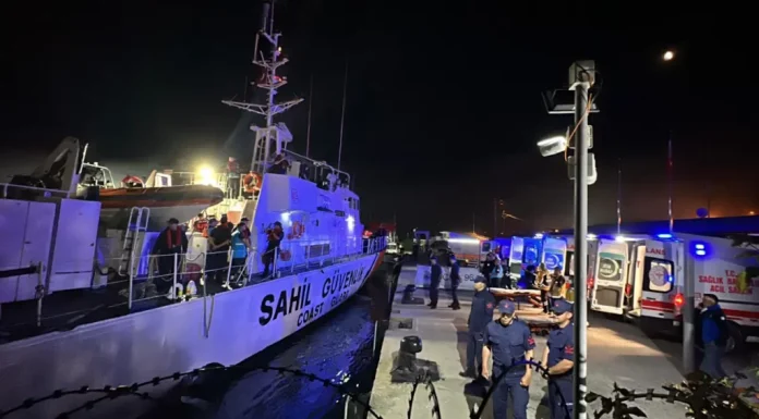 Atac asupra unei nave de pescuit în Marea Neagră. 1 mort, 4 răniți