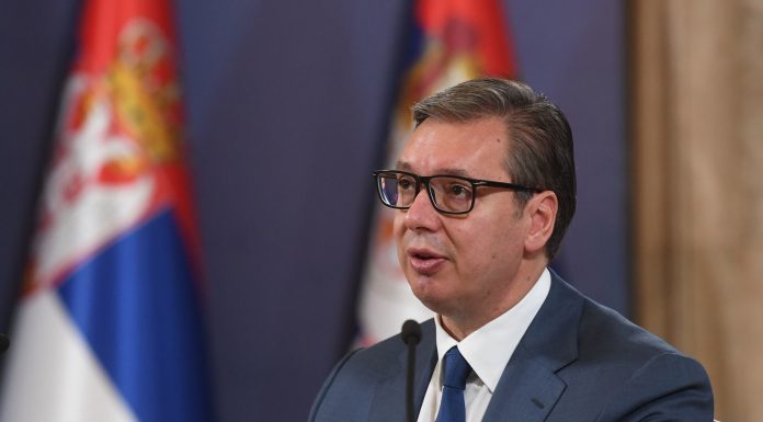 Agenţia de securitate a Serbiei îi recomandă preşedintelui Vucic să nu se deplaseze la summitul UE din Muntenegru