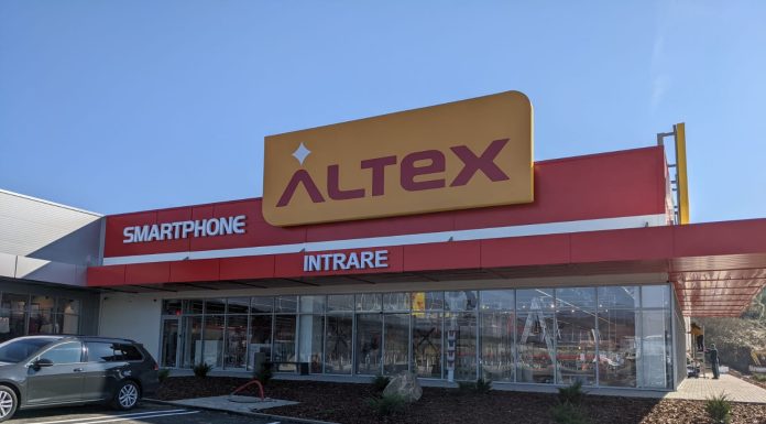 Altex pierde din profit. Afaceri în creștere