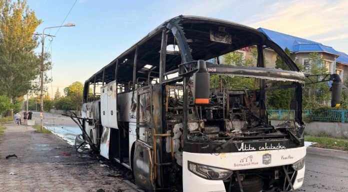 Atac cu dronă asupra unui autobuz care circula pe ruta Crimeea-Moscova. Cel puțin șapte civili au murit. Alți 11 sunt răniți