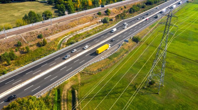Statul din Europa care înapoiază șoferilor taxa de drum dacă rămân blocați în trafic