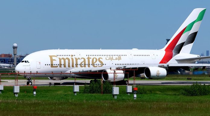 Autoritățile europene verifică aeronave Airbus A380 după descoperirea unor fisuri în structura aripilor
