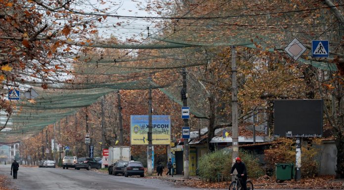 Drumul către palatul lui Putin din Valdai arată ca șoselele de pe front: A fost acoperit cu plase anti-dronă de frica ucrainenilor