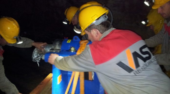 Concedieri în România. Compania Vast Băița Plai, controlată de britanicii de la Vast Resources, dă afară zeci de mineri, anunță sindicatul