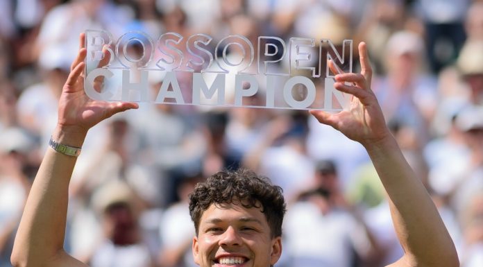 Tenis: Shelton a câştigat primul său titlu pe iarbă, la Stuttgart / Majchrzak, triumfător la ‘s-Hertogenbosch