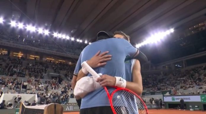 Roland-Garros: Trădat de corpul său, Berrettini l-a lăsat pe Arnaldi să avanseze în semifinale