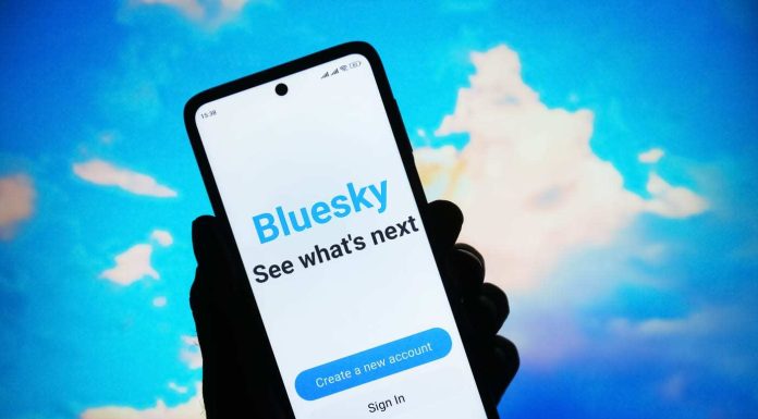 Bluesky: Interzicerea rețelelor sociale pentru adolescenți ar putea consolida dominația marilor platforme tehnologice