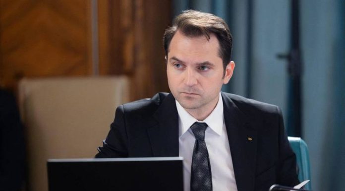 Sebastian Burduja: Într-o lume ideală, toată lumea ar trebui să aibă contor inteligent, toată lumea ar trebui să își adapteze consumul – Eveniment News.ro