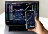 Prăbușire totală pe bursele din SUA. Nasdaq a pierdut peste 4%, bitcoin cade sub 60.000 de dolari