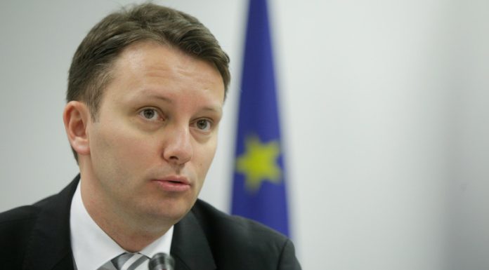 Siegfried Mureşan: Rusia foloseşte agresiunea hibridă în România, cum a făcut în Republica Moldova. Nu trebuie să cedăm