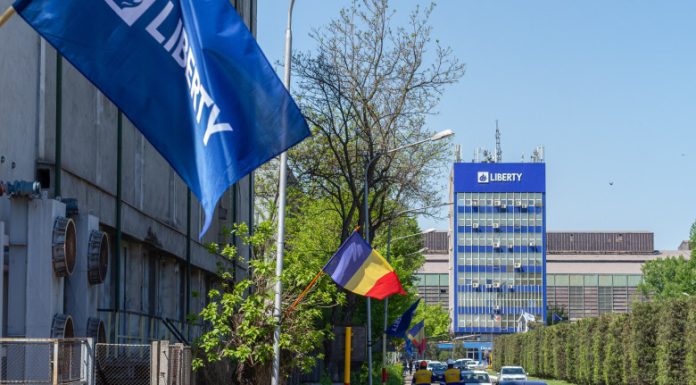 Cinci investitori interesaţi să preia Combinatul siderurgic Liberty Galaţi, fostul Sidex. Cu cât a scăzut prețul de vânzare