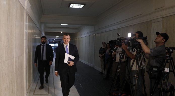 Lista cu numele pe care Eugen Tomac le propune pentru a forma guvernul. Premierul desemnat a trimis-o partidelor politice