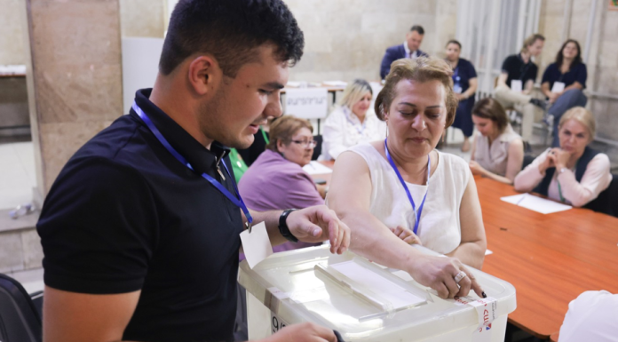 Alegeri legislative în Armenia: Partidul prim-ministrului Paşinian este în frunte, conform rezultatelor parţiale