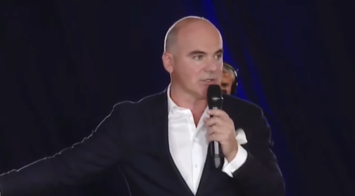 ADRIAN VEŞTEA, DESEMNAT PREMIER -Rareş Bogdan: Sper că în următoarele 72 de ore guvernul va trece prin Parlament / PNL trebuie să se gândească dacă alege şapte ani şi jumătate de opoziţie sau alege să fie responsabil faţă de români