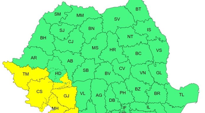 Instabilitate atmosferică accentuată, până joi seară, în mai multe regiuni ale ţării / Au fost emise două avertizări cod galben / Se anunţă cantităţi însemnate de precipitaţii